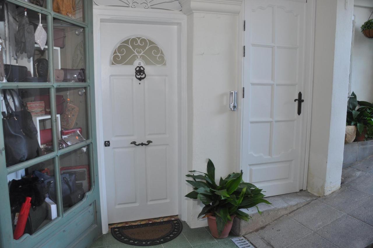 Private Apartment In Pembroke St Julians Bagian luar foto