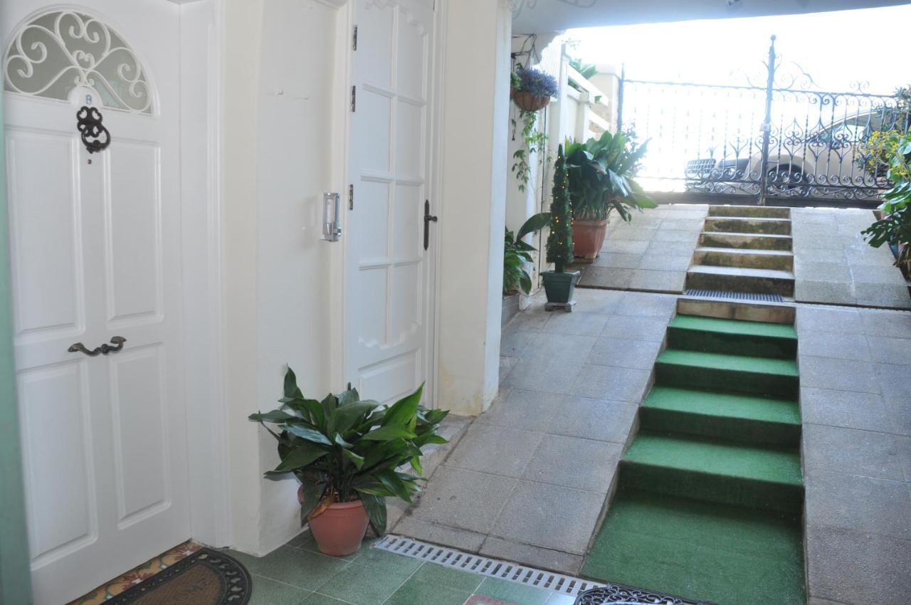 Private Apartment In Pembroke St Julians Bagian luar foto